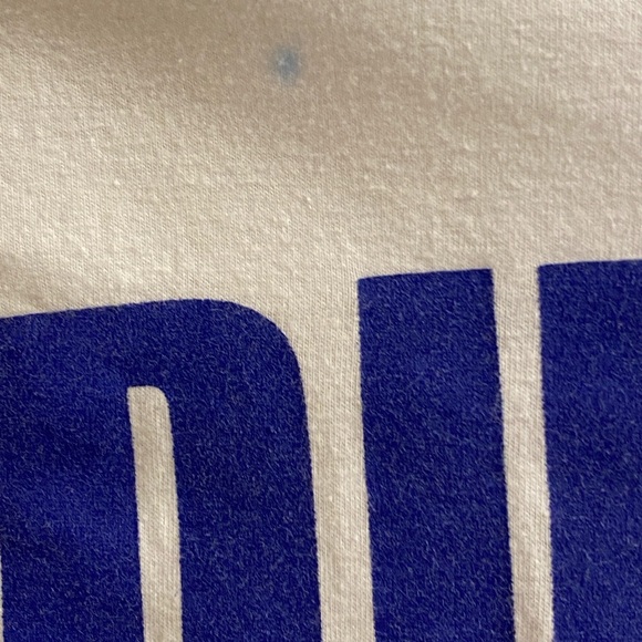 TV Show "The Office" Dunder Mifflin Cast White Tee Shirt T-Shirt Size Medium VGC - Picture 3 of 5